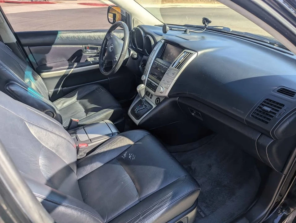 2006 Lexus RX 2nd Gen - Image 7 of 11