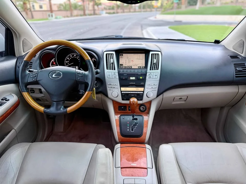 2006 Lexus RX 2nd Gen - Image 9 of 19