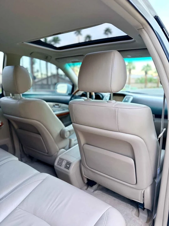 2006 Lexus RX 2nd Gen - Image 16 of 19