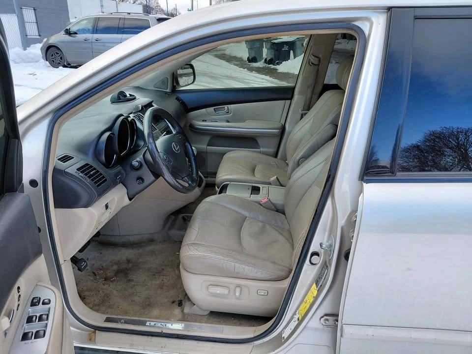 2006 Lexus RX 2nd Gen - Image 5 of 6