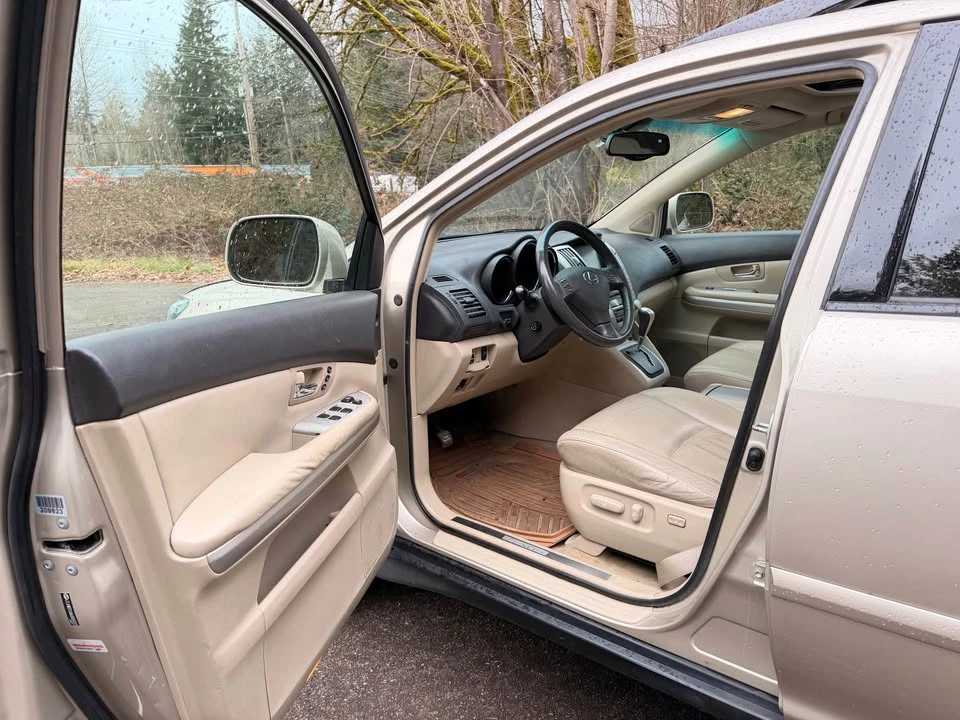 2006 Lexus RX 2nd Gen - Image 11 of 12