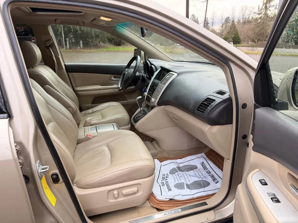 2006 Lexus RX 2nd Gen - Image 5 of 12