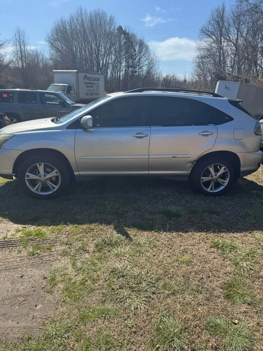 2006 Lexus RX 2nd Gen - Image 3 of 3