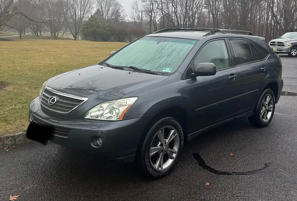 2006 Lexus RX 2nd Gen - Image 3 of 10