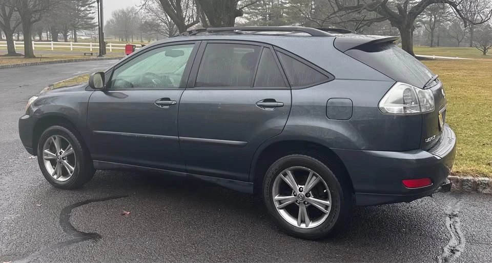 2006 Lexus RX 2nd Gen - Image 5 of 10
