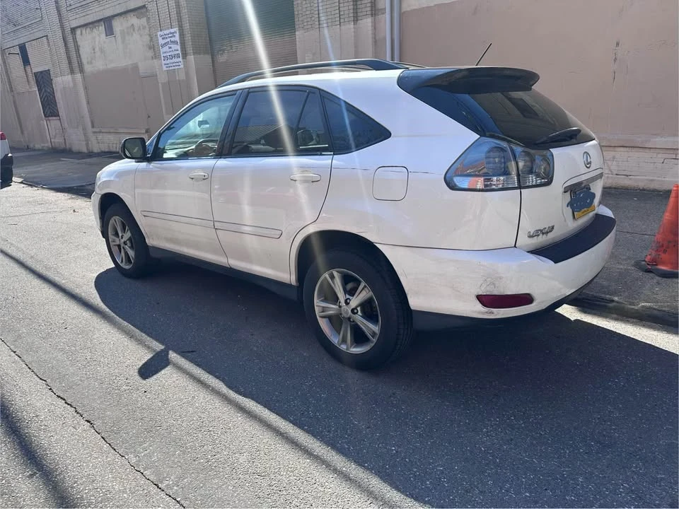 2006 Lexus RX 2nd Gen - Image 4 of 9
