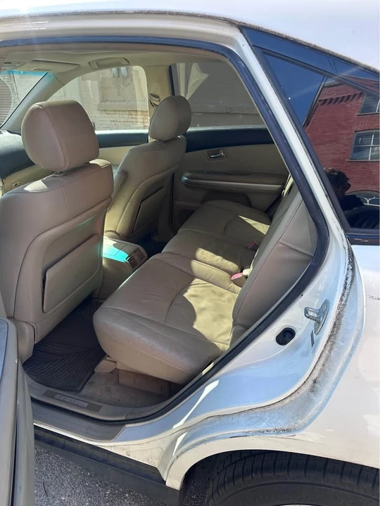 2006 Lexus RX 2nd Gen - Image 7 of 9