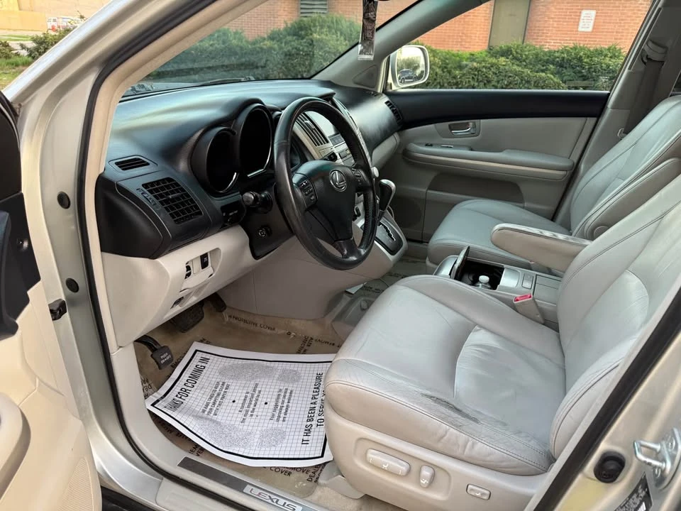 2006 Lexus RX 2nd Gen - Image 8 of 17