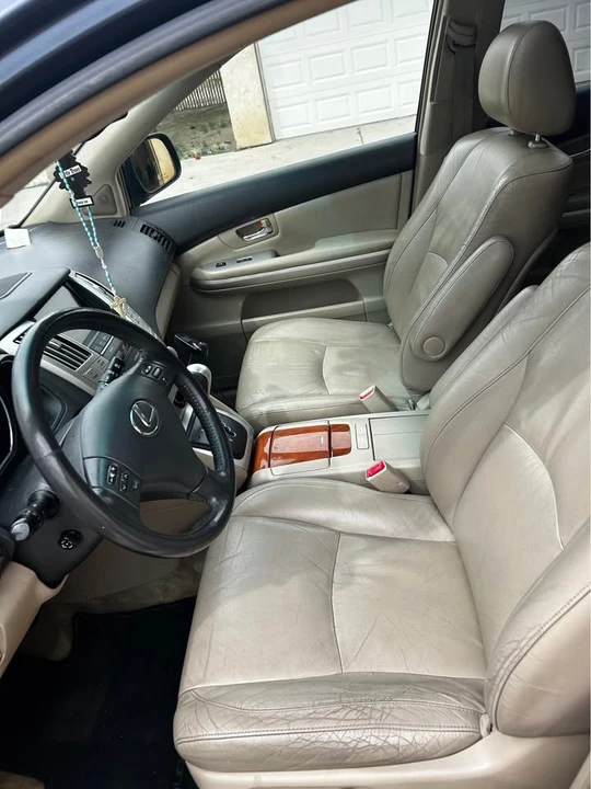2006 Lexus RX 2nd Gen - Image 4 of 16