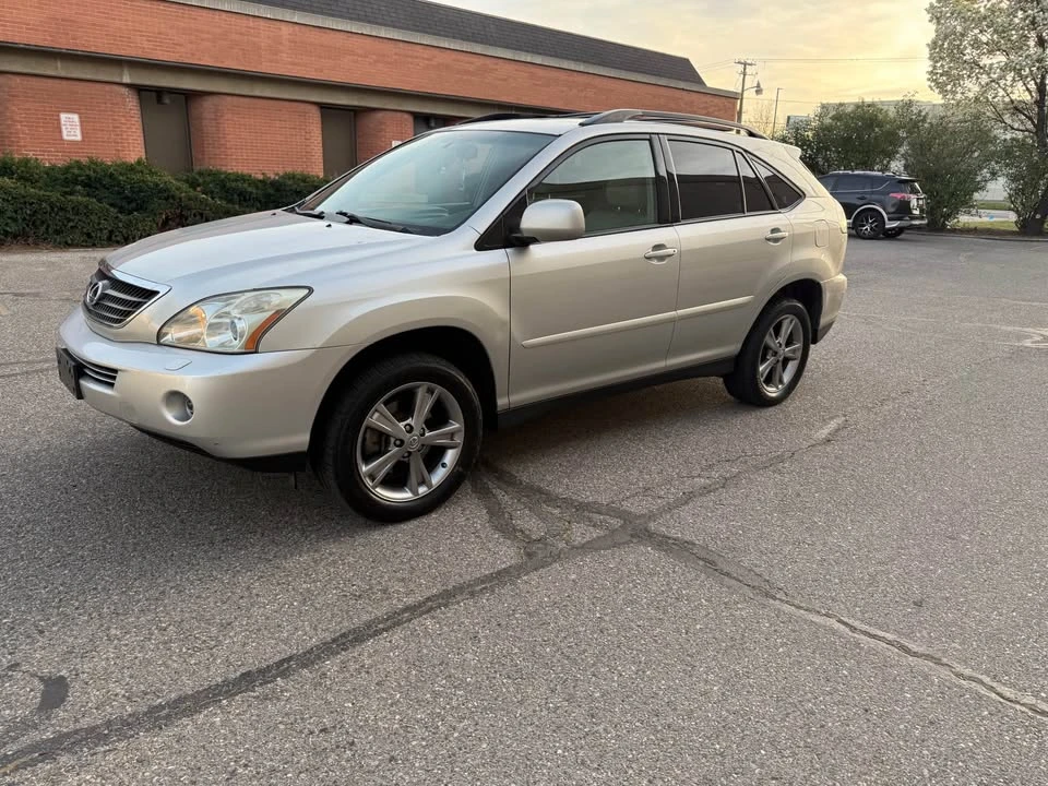 2006 Lexus RX 2nd Gen - Image 2 of 17