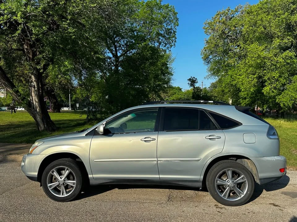 2006 Lexus RX 2nd Gen - Image 4 of 13