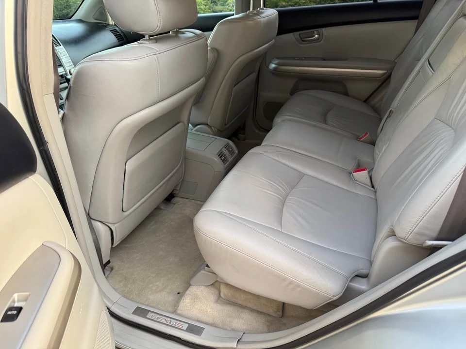 2006 Lexus RX 2nd Gen - Image 9 of 17
