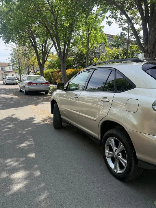 2006 Lexus RX 2nd Gen - Image 7 of 21