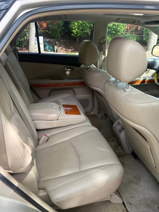 2006 Lexus RX 2nd Gen - Image 10 of 21
