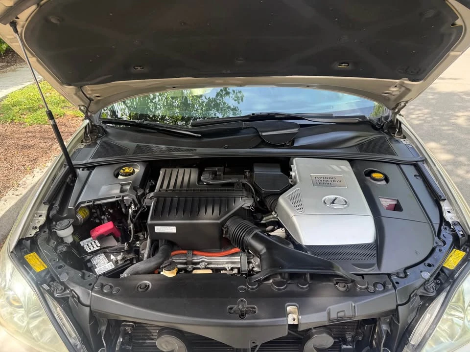 2006 Lexus RX 2nd Gen - Image 17 of 21