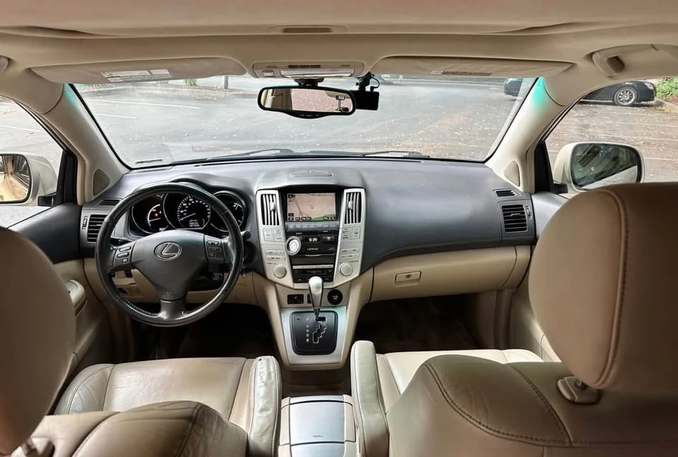 2006 Lexus RX 2nd Gen - Image 6 of 9