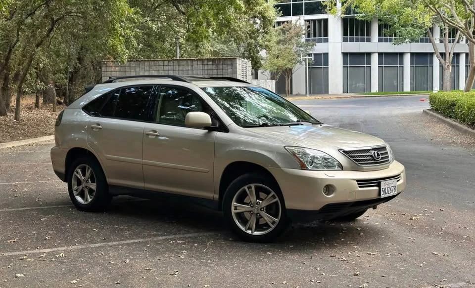 2006 Lexus RX 2nd Gen - Image 5 of 9