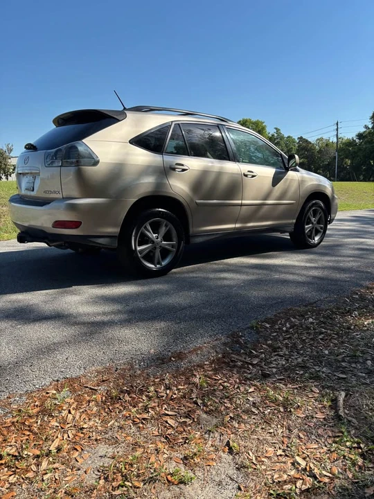 2006 Lexus RX 2nd Gen - Image 11 of 16