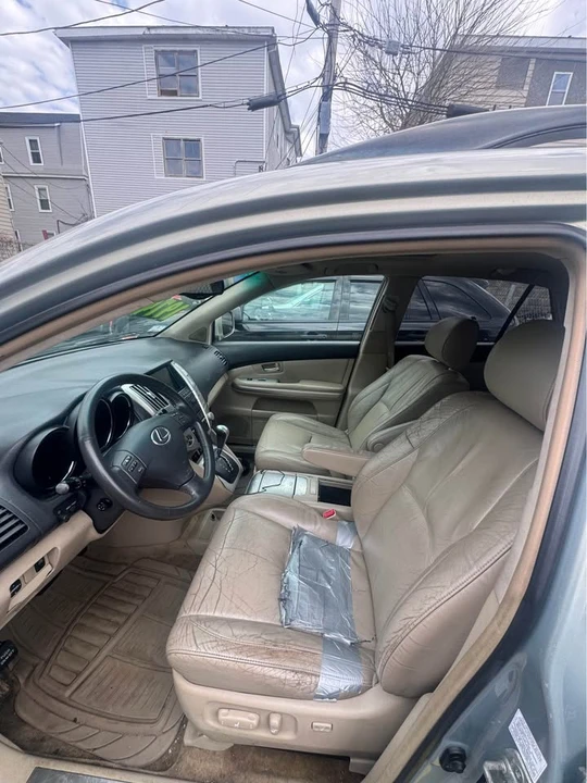 2006 Lexus RX 2nd Gen - Image 6 of 8