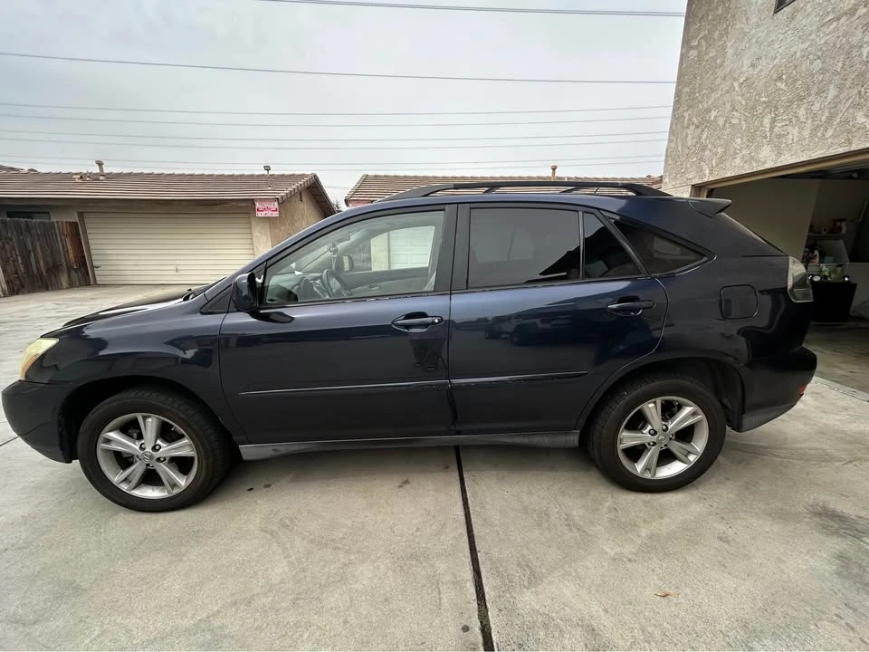 2006 Lexus RX 2nd Gen - Image 2 of 16