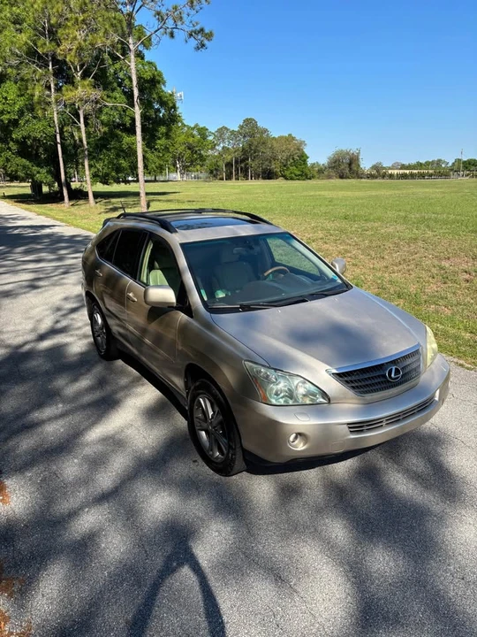 2006 Lexus RX 2nd Gen - Image 5 of 16