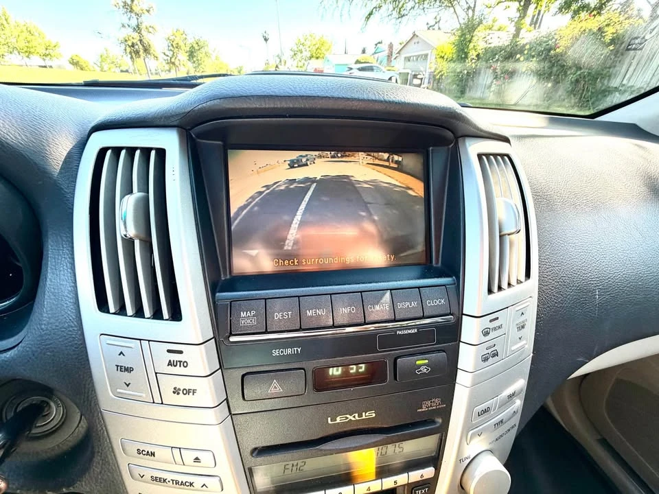 2006 Lexus RX 2nd Gen - Image 8 of 12