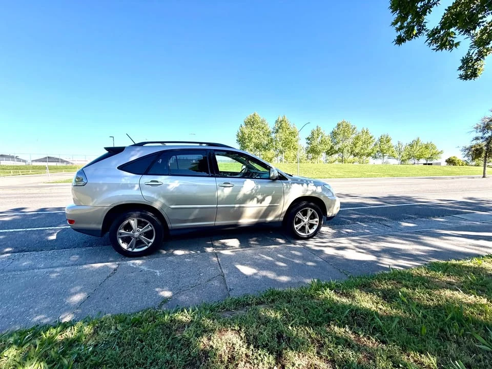 2006 Lexus RX 2nd Gen - Image 5 of 12