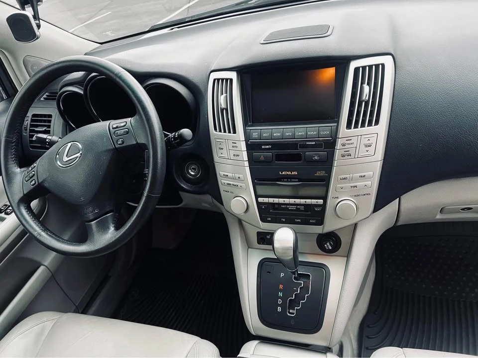 2006 Lexus RX 2nd Gen - Image 8 of 11