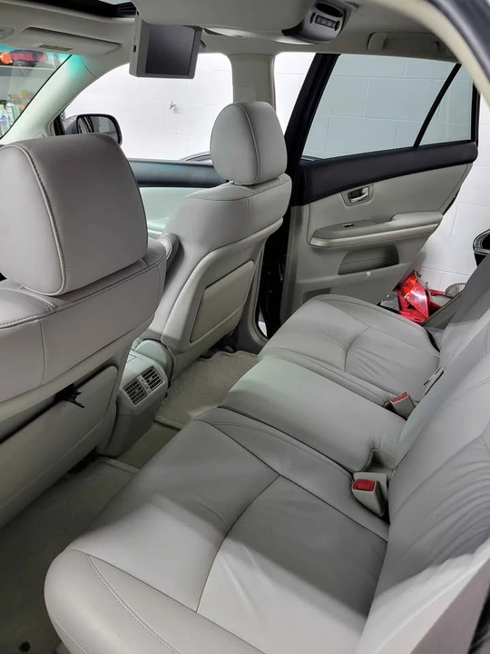 2006 Lexus RX 2nd Gen - Image 10 of 12