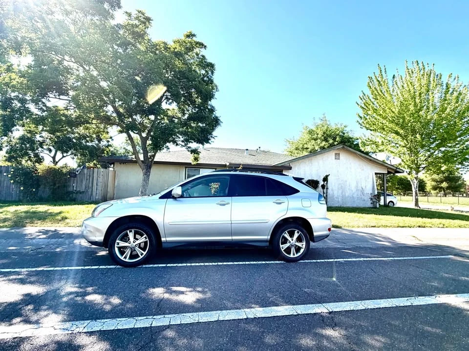2006 Lexus RX 2nd Gen - Image 3 of 12