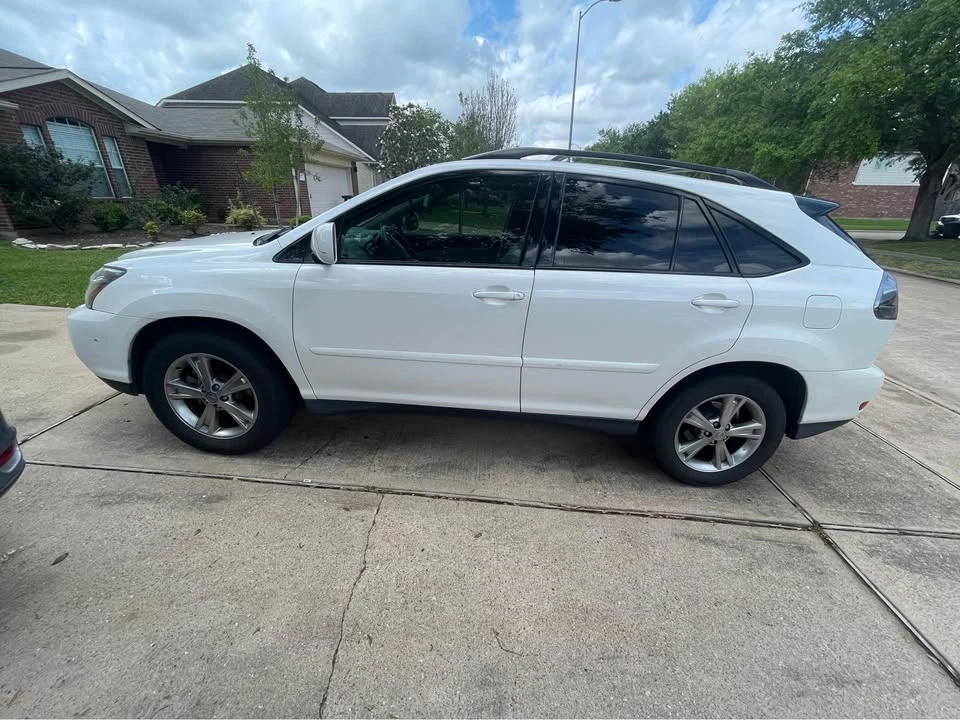 2006 Lexus RX 2nd Gen - Image 5 of 12