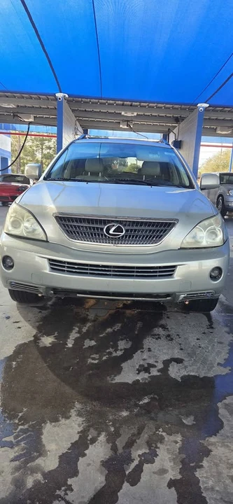 2006 Lexus RX 2nd Gen - Image 2 of 15