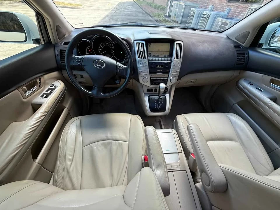 2006 Lexus RX 2nd Gen - Image 16 of 20