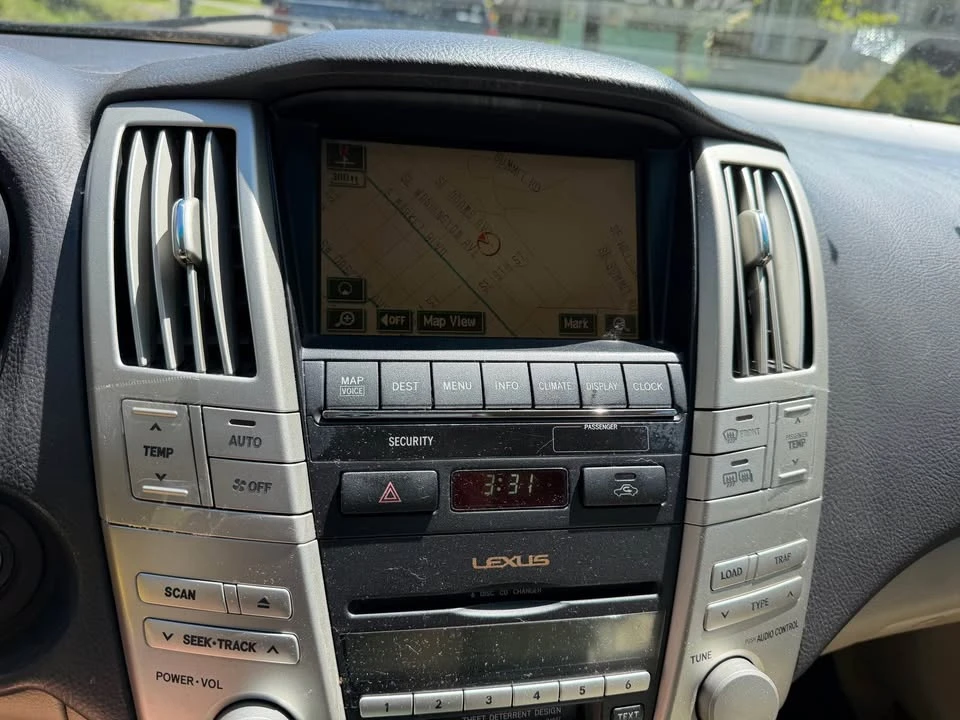 2006 Lexus RX 2nd Gen - Image 5 of 11