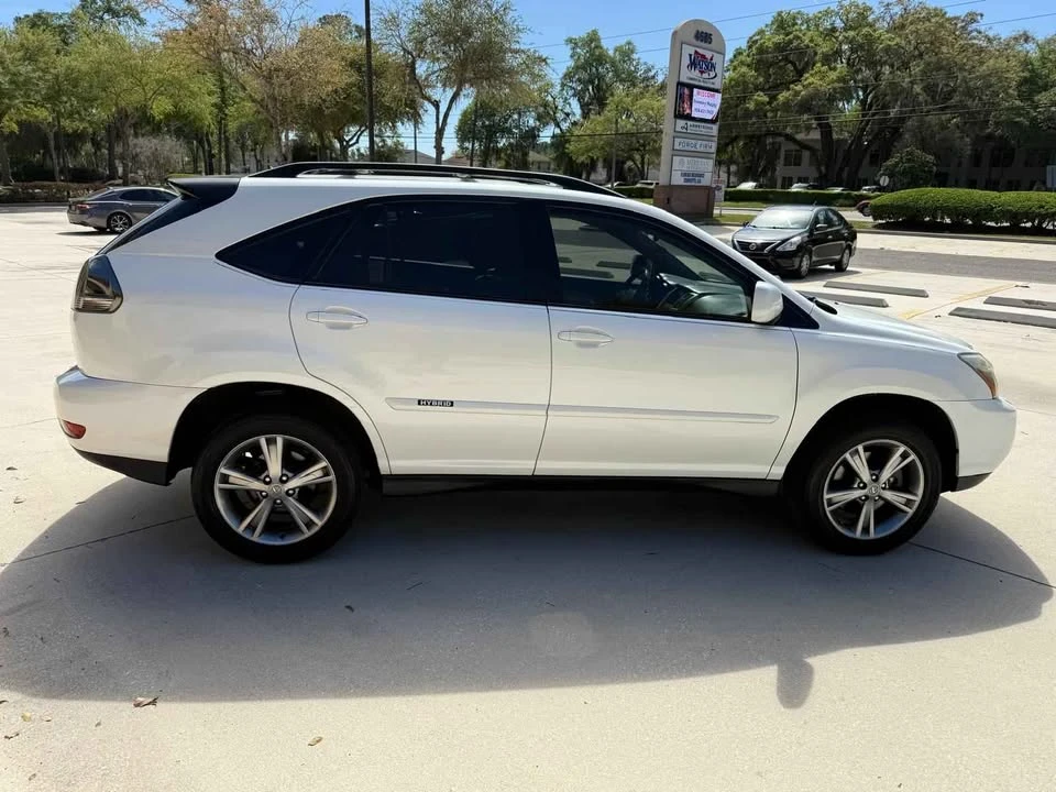 2006 Lexus RX 2nd Gen - Image 9 of 20