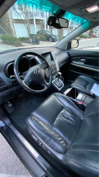 2006 Lexus RX 2nd Gen - Image 2 of 5