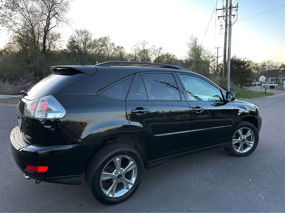 2006 Lexus RX 2nd Gen - Image 3 of 10