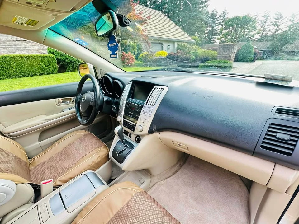 2006 Lexus RX 2nd Gen - Image 11 of 15