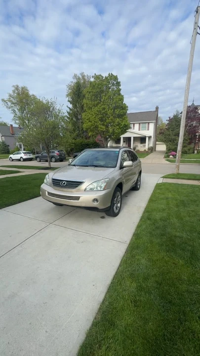2006 Lexus RX 2nd Gen - Image 9 of 17