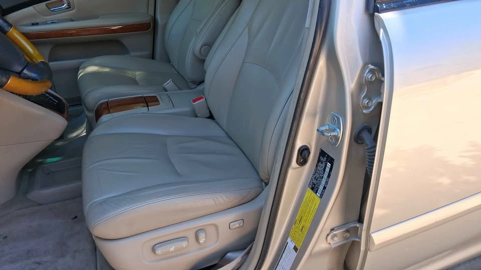 2006 Lexus RX 2nd Gen - Image 10 of 10