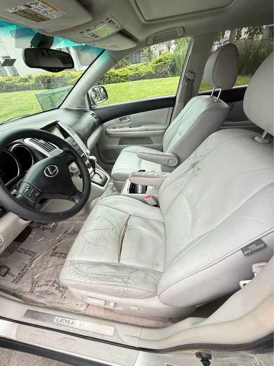 2006 Lexus RX 2nd Gen - Image 11 of 20
