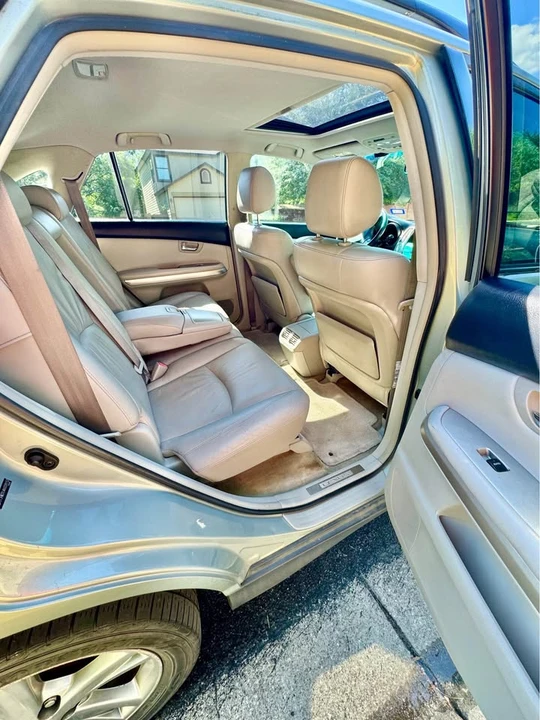 2006 Lexus RX 2nd Gen - Image 7 of 11