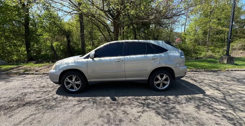 2006 Lexus RX 2nd Gen - Image 2 of 6
