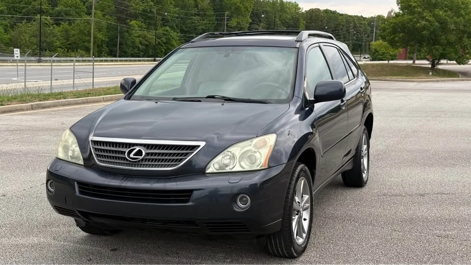2006 Lexus RX 2nd Gen - Image 2 of 17