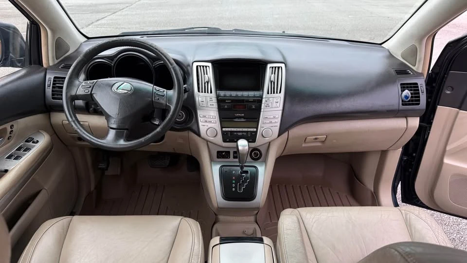 2006 Lexus RX 2nd Gen - Image 10 of 18