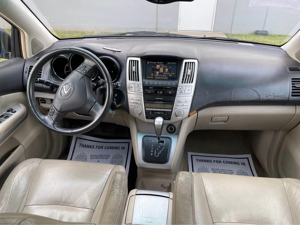 2006 Lexus RX 2nd Gen - Image 9 of 11
