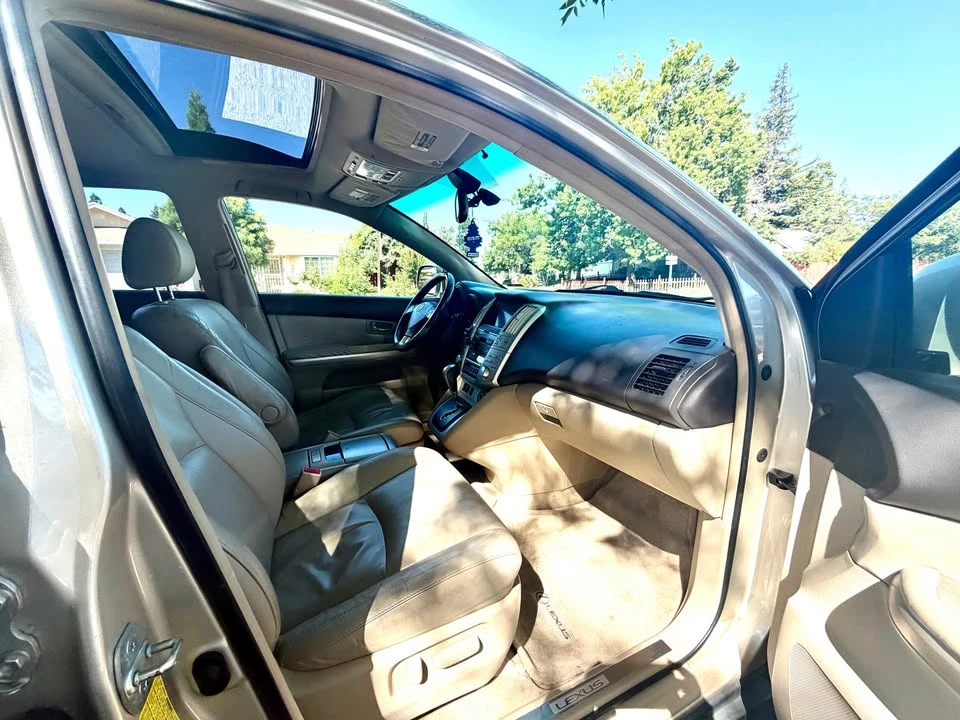 2006 Lexus RX 2nd Gen - Image 5 of 10