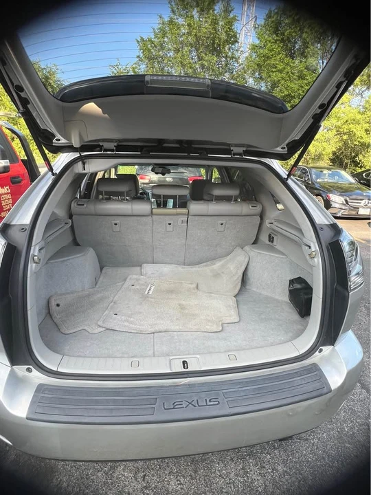2006 Lexus RX 2nd Gen - Image 5 of 10
