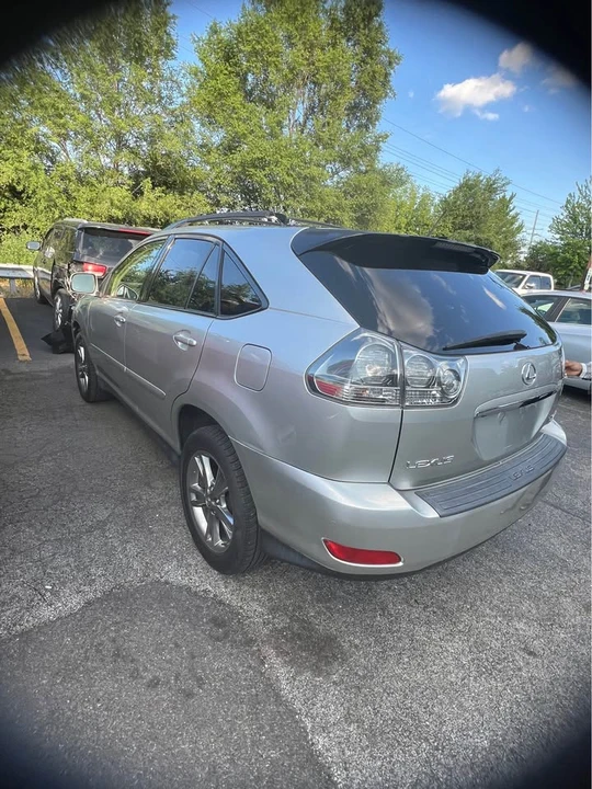 2006 Lexus RX 2nd Gen - Image 7 of 10