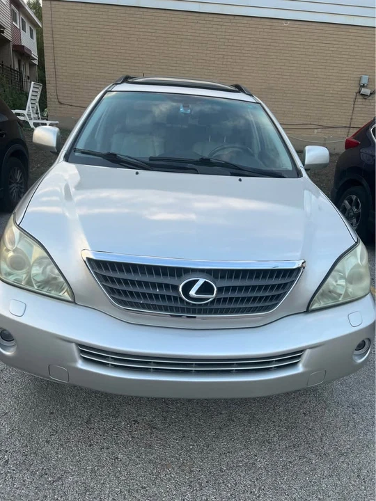 2006 Lexus RX 2nd Gen - Image 3 of 10